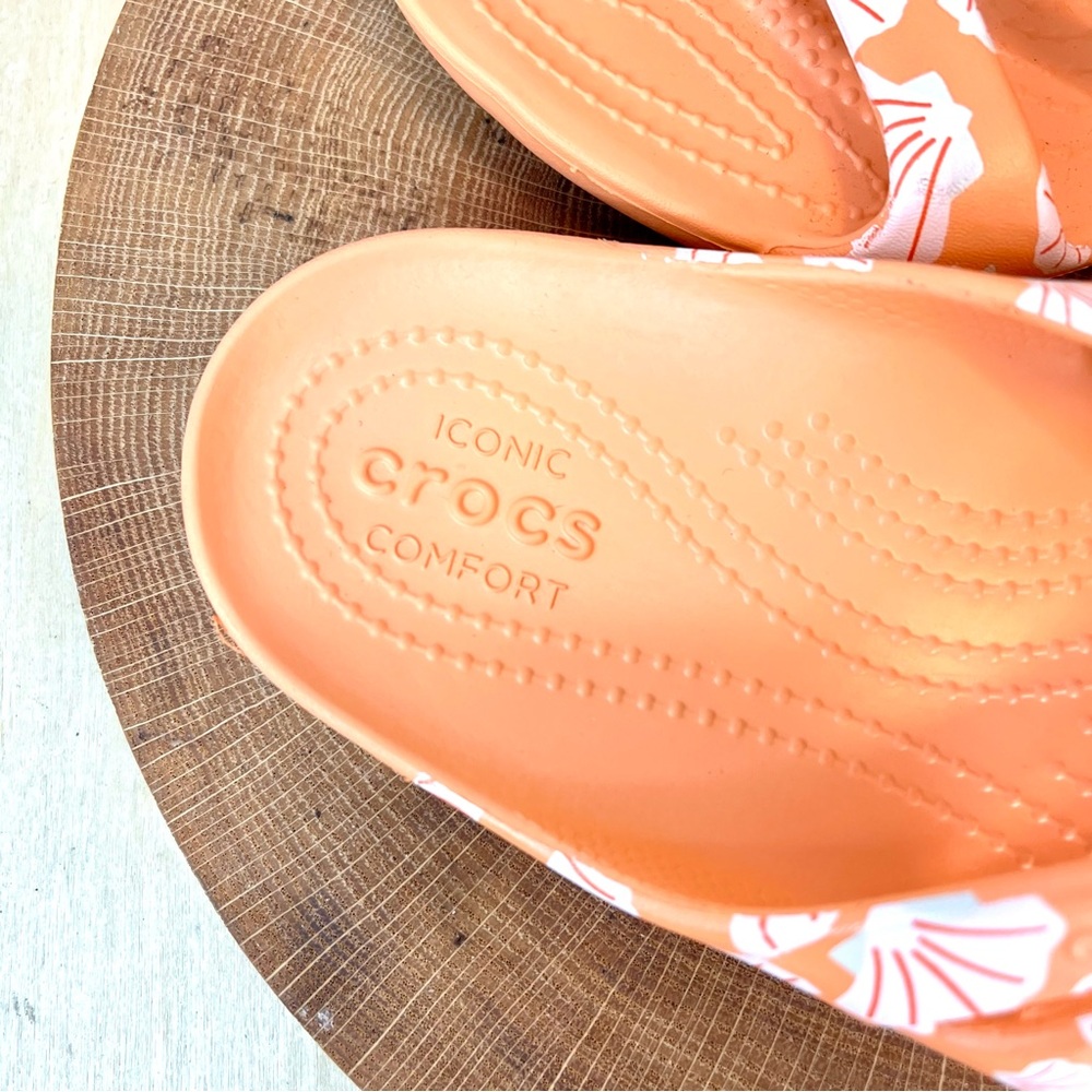 Crocs Kadee II Sandals | Orange with White Seashell Print | Size 8 - Picture 2 of 14